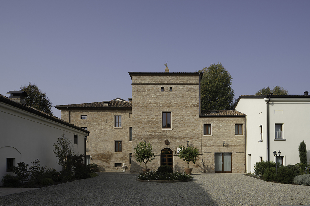 UNA RESIDENZA STORICA NEL MODENESE RISORGE DOPO UN DECENNIO DI RESTAURI